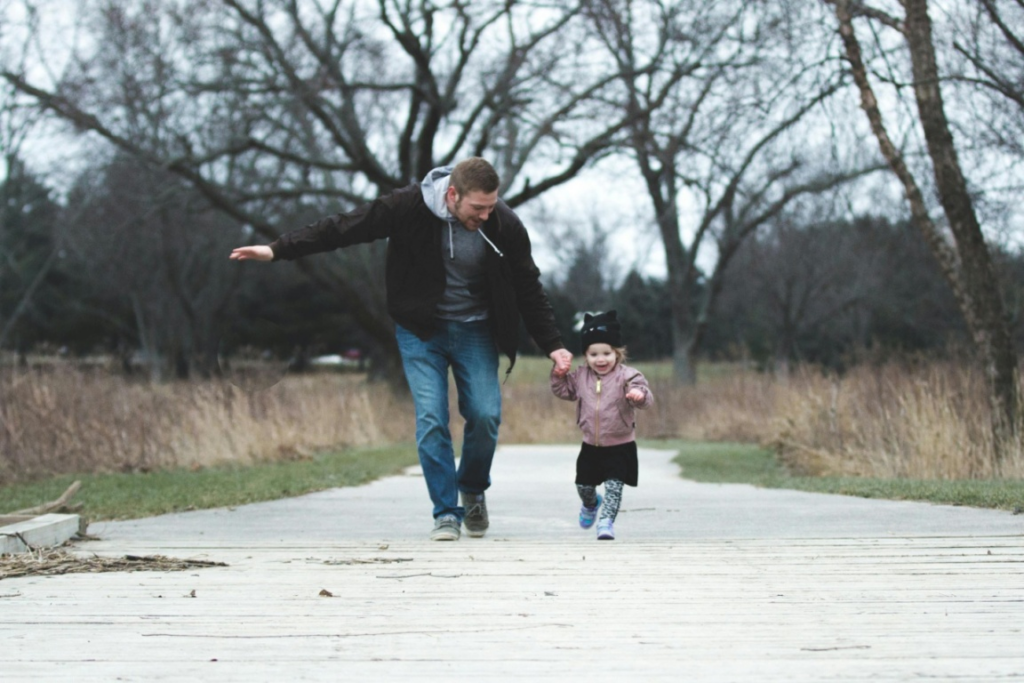 A father with her daughter